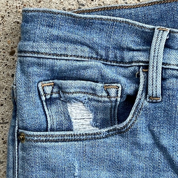 FRAME Le Sylvie High Waist Raw Hem Crop Jeans Overturn Wash Waist 27 - Picture 5 of 12